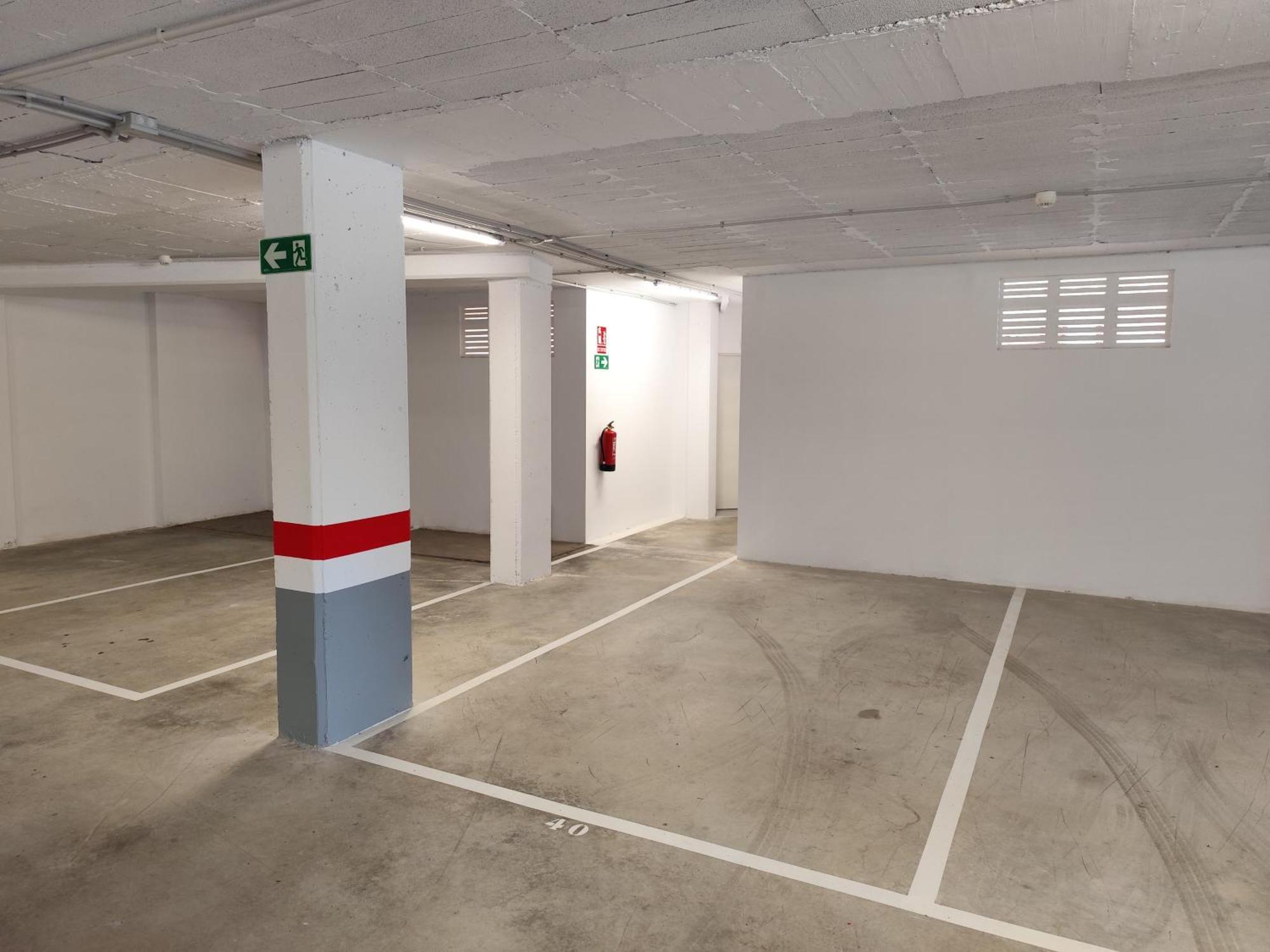 Home In Castro Con Parking 乌迪亚莱斯堡 外观 照片